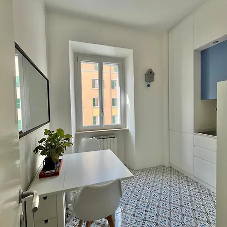 ホームステイ Sunrise House - San Giovanni *