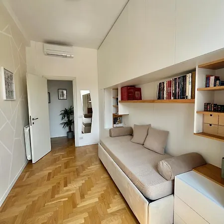 Sunrise House - San Giovanni